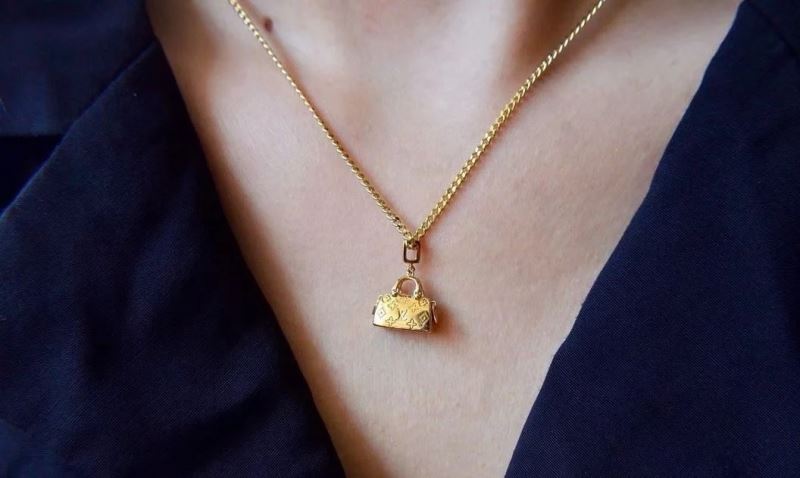 Louis Vuitton Necklaces